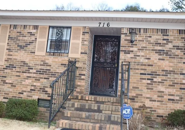 Photo 1 of Single family home for sale at 716 N Marable Dr, Tuskegee, AL 36083 | MLS# 584779 | Listing updated on 2026-09-10