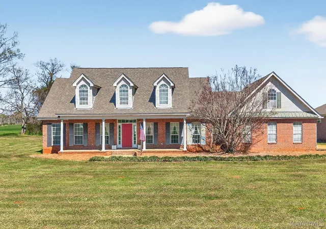 Photo 1 of Single family home for sale at 6819 Luverne Hwy, Greenville, AL 36037 | MLS# 584795 | Listing updated on 2026-09-04