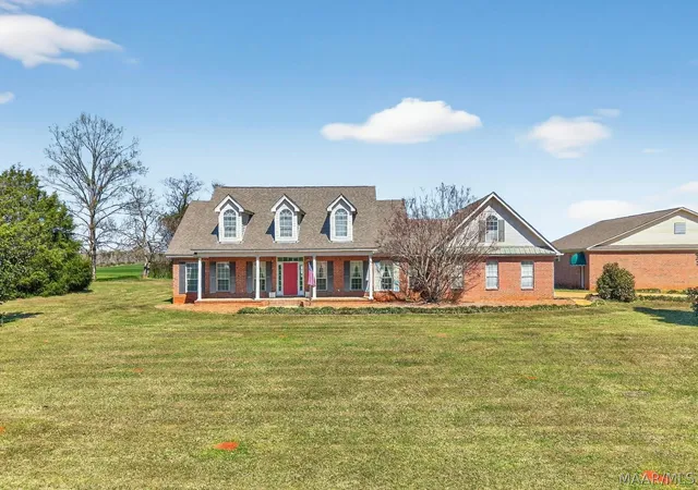 Photo 2 of Single family home for sale at 6819 Luverne Hwy, Greenville, AL 36037 | MLS# 584795 | Listing updated on 2026-09-04
