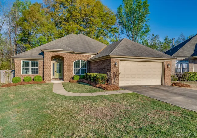 Photo 1 of Single family home for sale at 713 Evanwood Dr, Montgomery, AL 36117 | MLS# 584873 | Listing updated on 2026-09-02