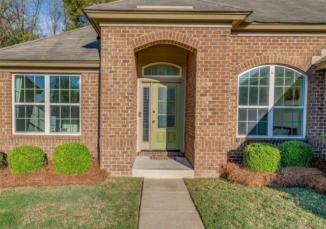 Photo 2 of Single family home for sale at 713 Evanwood Dr, Montgomery, AL 36117 | MLS# 584873 | Listing updated on 2026-09-02
