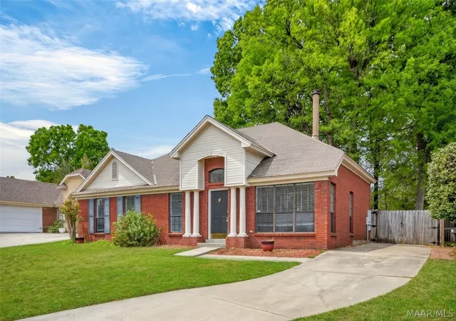 Photo 2 of Single family home for sale at 730 Ryefield Rd, Montgomery, AL 36117 | MLS# 585110 | Listing updated on 2026-09-17