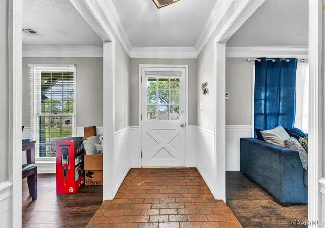 Photo 3 of Single family home for sale at 1337 Hillman St, Montgomery, AL 36109 | MLS# 585091 | Listing updated on 2026-09-05