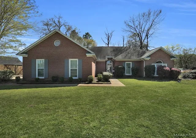 Photo 1 of Single family home for sale at 4419 Liztame Dr, Montgomery, AL 36106 | MLS# 585083 | Listing updated on 2026-09-02