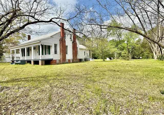 Photo 3 of Single family home for sale at 324 Centenary St, Valley Grande, AL 36701 | MLS# 585224 | Listing updated on 2026-09-10