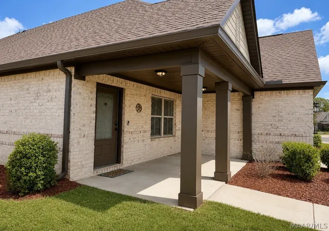 Photo 3 of Sale Pending at 1303 Nina Dr, Prattville, AL 36066 | MLS# 585258 | Listing updated on 2026-09-16