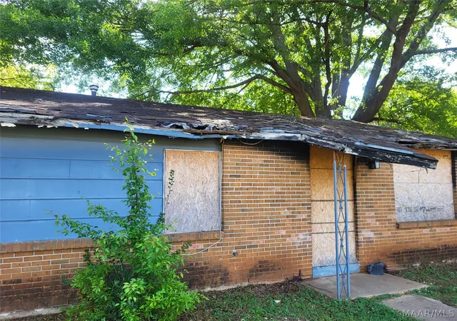 Photo 2 of Sale Pending at 500 Castlebrook Dr, Montgomery, AL 36110 | MLS# 585330 | Listing updated on 2026-09-03
