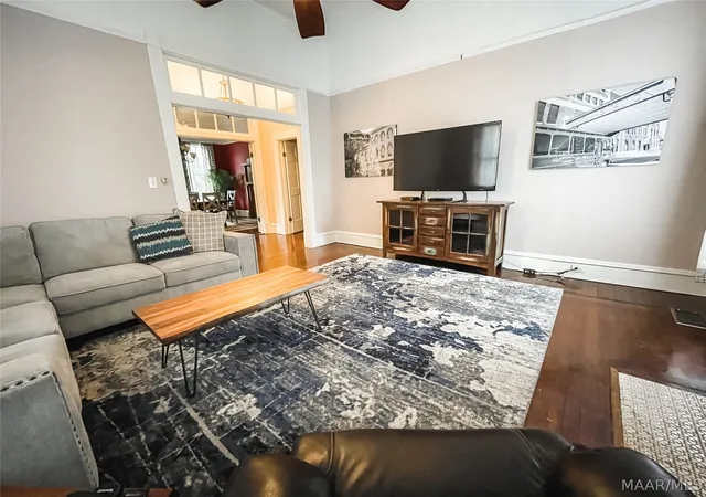 Photo 4 of Single family home for sale at 101 N Capitol Pkwy, Montgomery, AL 36107 | MLS# 585328 | Listing updated on 2026-09-04