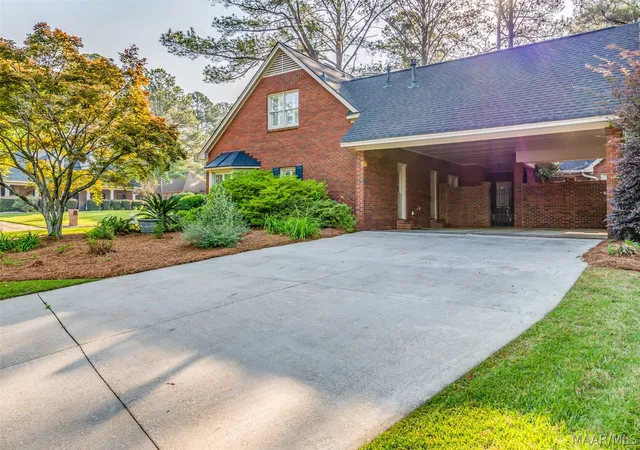 Photo 4 of Single family home for sale at 7800 Halcyon Forest Trl, Montgomery, AL 36117 | MLS# 585419 | Listing updated on 2026-09-10