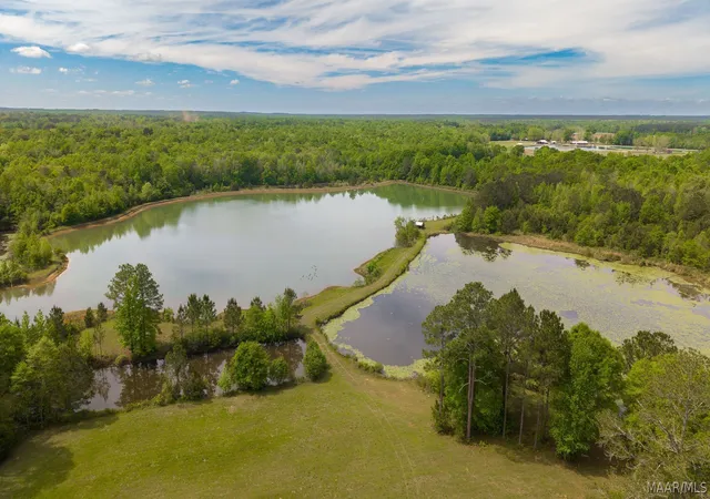 Photo 1 of Single family home for sale at 258 Ponderosa Rd, Greenville, AL 36037 | MLS# 585446 | Listing updated on 2026-09-02