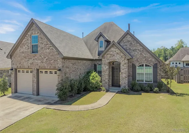 Photo 3 of Single family home for sale at 9290 Crescent Lodge Cir, Pike Road, AL 36064 | MLS# 585538 | Listing updated on 2026-09-03