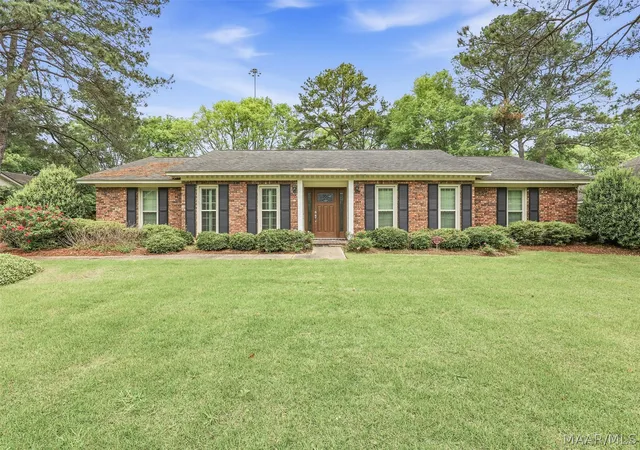 Photo 1 of Single family home for sale at 3621 Lancaster Ln, Montgomery, AL 36106 | MLS# 585549 | Listing updated on 2026-08-29