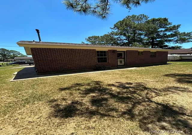 Photo 2 of Single family home for sale at 4500 Sunnybrook Dr, Montgomery, AL 36108 | MLS# 585569 | Listing updated on 2026-09-02