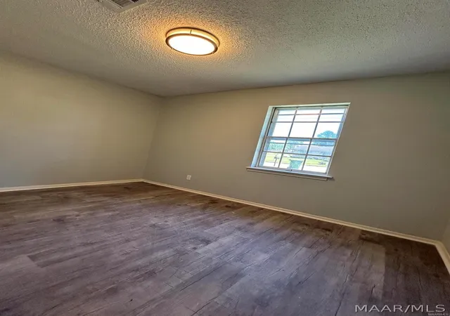 Photo 3 of Single family home for sale at 4500 Sunnybrook Dr, Montgomery, AL 36108 | MLS# 585569 | Listing updated on 2026-09-02