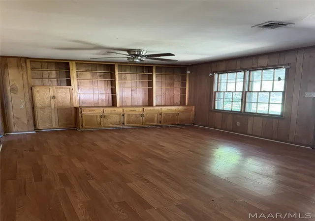 Photo 3 of Single family home for sale at 415 W Wilding Dr, Montgomery, AL 36116 | MLS# 585585 | Listing updated on 2026-10-07