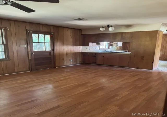 Photo 3 of Single family home for sale at 415 W Wilding Dr, Montgomery, AL 36116 | MLS# 585585 | Listing updated on 2026-10-07
