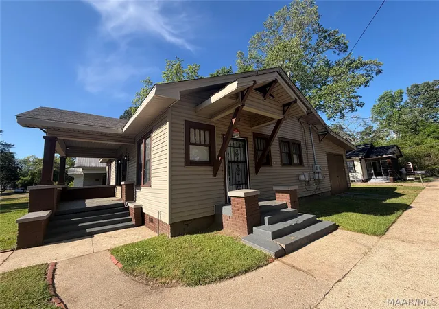 Photo 2 of Multi family home for sale at 1919 Lauderdale St, Selma, AL 36701 | MLS# 585715 | Listing updated on 2026-09-06