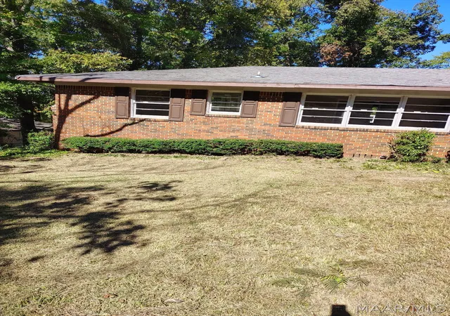 Photo 3 of Single family home for sale at 389 Sun Brk, Center Point, AL 35215 | MLS# 585740 | Listing updated on 2026-09-05