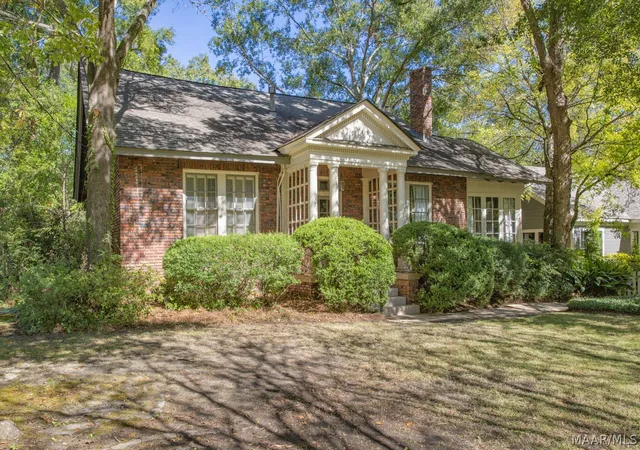 Photo 2 of Single family home for sale at 741 Thorn Pl, Montgomery, AL 36106 | MLS# 585744 | Listing updated on 2026-09-10