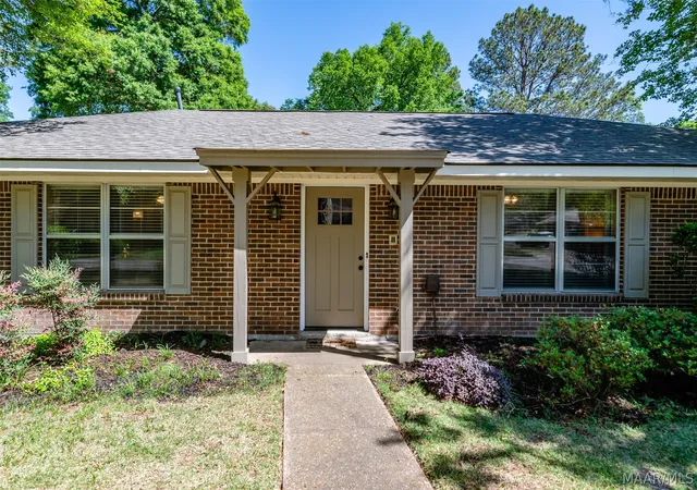 Single family home for sale at 3875 Faunsdale Dr, Montgomery, AL 36109 | MLS# 585434