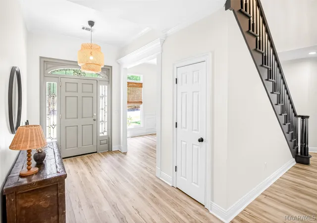Photo 3 of Sale Pending at 8254 Mossy Oak Dr, Montgomery, AL 36117 | MLS# 585937 | Listing updated on 2026-09-24