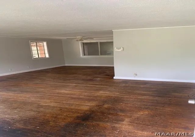 Photo 3 of Single family home for sale at 3721 S Court St, Montgomery, AL 36105 | MLS# 586173 | Listing updated on 2026-09-05