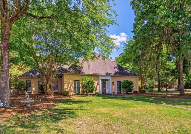 Photo 3 of Single family home for sale at 8131 Dogwood Ln, Montgomery, AL 36117 | MLS# 586165 | Listing updated on 2026-09-05