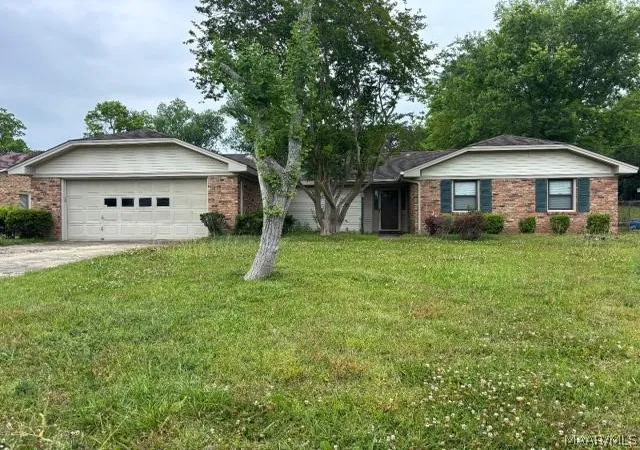 Photo 1 of Single family home for sale at 2079 Kingsbury Dr, Montgomery, AL 36106 | MLS# 586331 | Listing updated on 2026-09-08