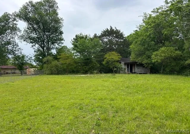 Photo 3 of Single family home for sale at 2079 Kingsbury Dr, Montgomery, AL 36106 | MLS# 586331 | Listing updated on 2026-09-08