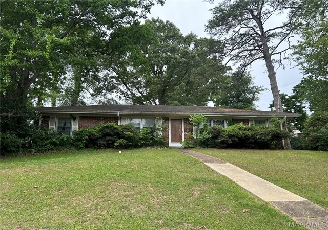 Photo 1 of Single family home for sale at 800 Joryne Dr, Montgomery, AL 36109 | MLS# 586355 | Listing updated on 2026-09-03