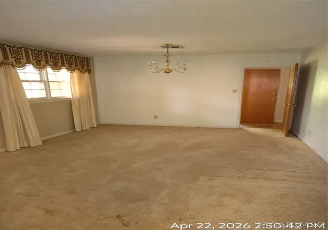 Photo 3 of Single family home for sale at 1012 Blue Ridge Rd, Wetumpka, AL 36093 | MLS# 586395 | Listing updated on 2026-09-03