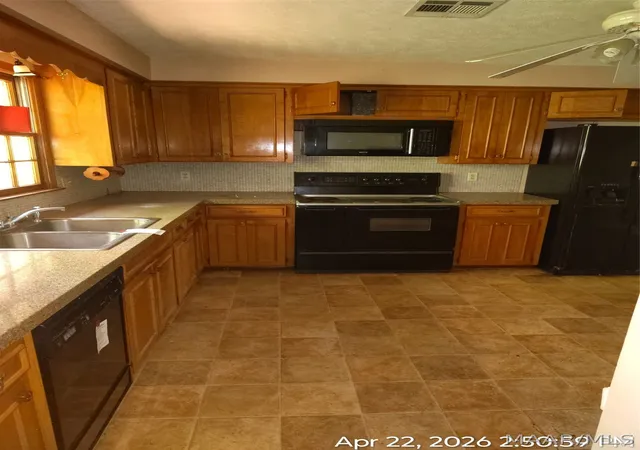 Photo 3 of Single family home for sale at 1012 Blue Ridge Rd, Wetumpka, AL 36093 | MLS# 586395 | Listing updated on 2026-09-03