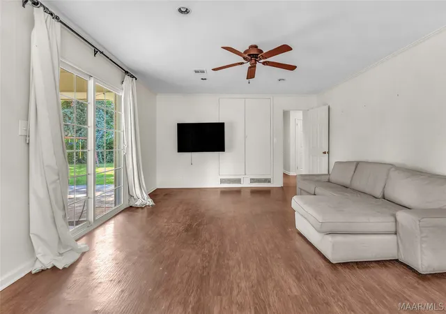 Photo 3 of Sale Pending at 3318 Sommerville Dr, Montgomery, AL 36111 | MLS# 586397 | Listing updated on 2026-09-09