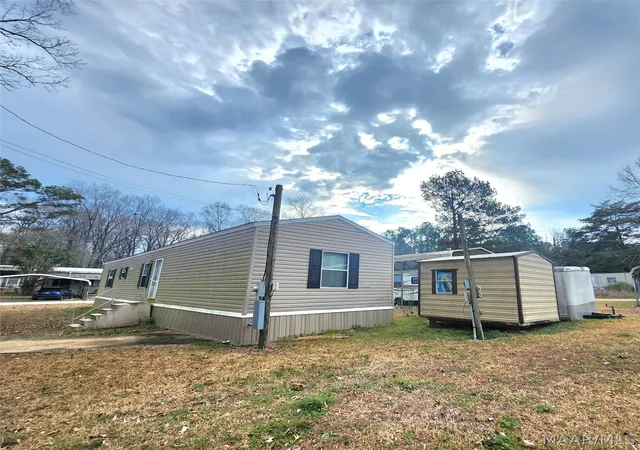 Photo 3 of Manufactured home for sale at 5905 Pine Tr #D23, Montgomery, AL 36108 | MLS# 586438 | Listing updated on 2026-09-02