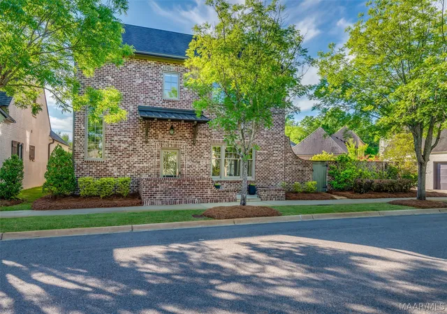 Photo 3 of Single family home for sale at 5019 Chiltern St, Montgomery, AL 36116 | MLS# 586072 | Listing updated on 2026-08-31