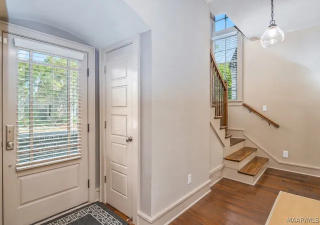 Photo 4 of Single family home for sale at 5019 Chiltern St, Montgomery, AL 36116 | MLS# 586072 | Listing updated on 2026-08-31