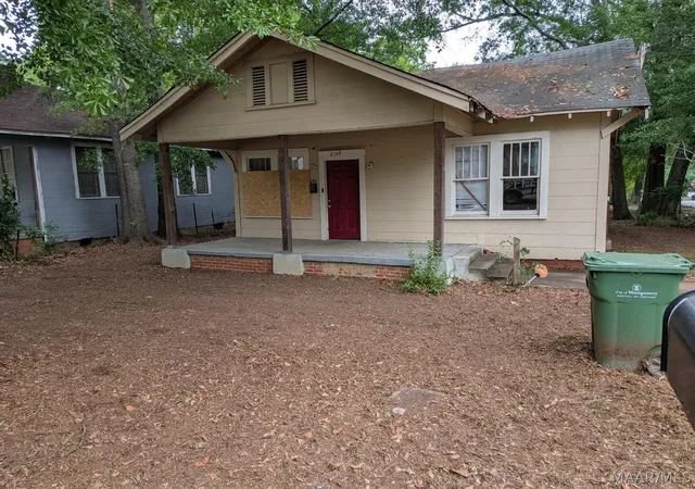 Photo 1 of Single family home for sale at 2149 E 5th Street, Montgomery, AL 36106 | MLS# 586405 | Listing updated on 2026-09-05