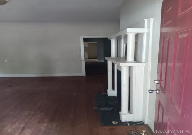 Photo 3 of Single family home for sale at 2149 E 5th Street, Montgomery, AL 36106 | MLS# 586405 | Listing updated on 2026-09-05