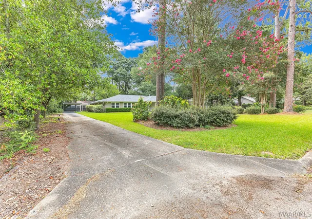 Photo 3 of Single family home for sale at 3433 Bankhead Ave, Montgomery, AL 36111 | MLS# 586457 | Listing updated on 2026-09-10