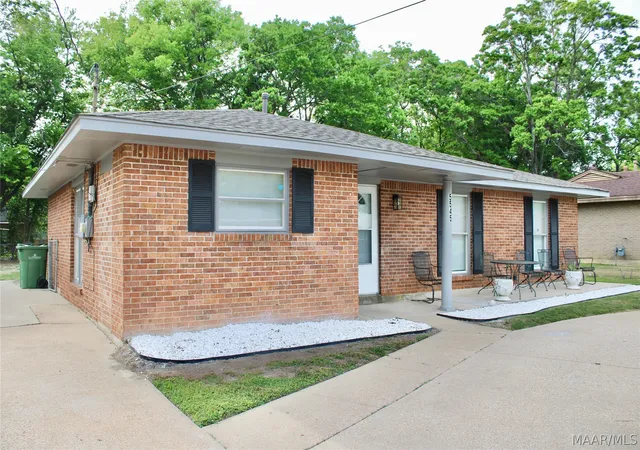Photo 1 of Single family home for sale at 5545 E Shades Valley Dr, Montgomery, AL 36108 | MLS# 586554 | Listing updated on 2026-09-12