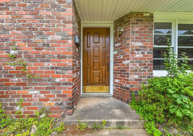 Photo 3 of Single family home for sale at 1003 Loch Hvn Rd, Montgomery, AL 36109 | MLS# 586573 | Listing updated on 2026-09-10