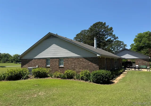 Photo 3 of Single family home for sale at 2603 Kyle Rd, Valley Grande, AL 36703 | MLS# 586693 | Listing updated on 2026-09-22