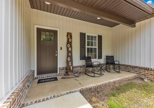 Photo 2 of Single family home for sale at 244 Shadow Wood Ln, Wetumpka, AL 36092 | MLS# 586256 | Listing updated on 2026-09-26