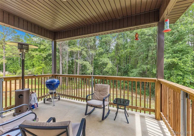 Photo 3 of Single family home for sale at 244 Shadow Wood Ln, Wetumpka, AL 36092 | MLS# 586256 | Listing updated on 2026-09-26