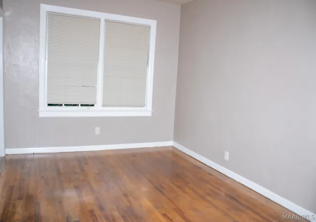 Photo 4 of Single family home for sale at 1518 Winona Ave, Montgomery, AL 36107 | MLS# 586815 | Listing updated on 2026-09-02