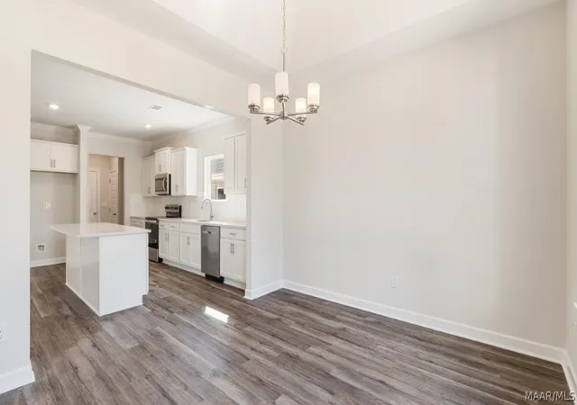 Photo 3 of Single family home for sale at 1709 Windsor Hl Ln, Montgomery, AL 36106 | MLS# 586842 | Listing updated on 2026-09-02