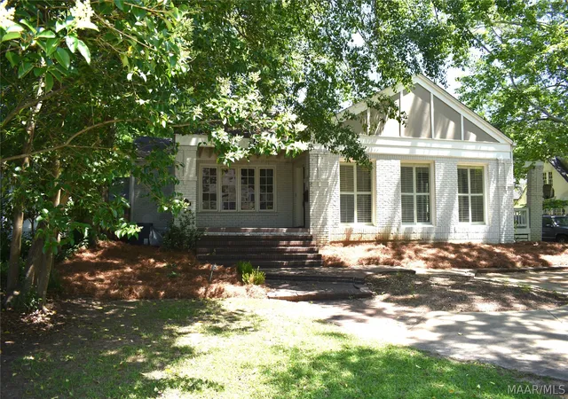 Photo 2 of Single family home for sale at 617 Thorn Pl, Montgomery, AL 36106 | MLS# 586749 | Listing updated on 2026-09-05
