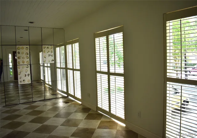 Photo 3 of Single family home for sale at 617 Thorn Pl, Montgomery, AL 36106 | MLS# 586749 | Listing updated on 2026-09-05