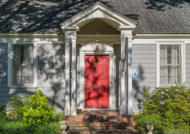 Photo 4 of Single family home for sale at 1948 Graham St, Montgomery, AL 36106 | MLS# 586713 | Listing updated on 2026-09-09
