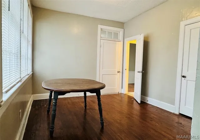 Photo 3 of Single family home for sale at 2020 Bullard St, Montgomery, AL 36106 | MLS# 586927 | Listing updated on 2026-09-11